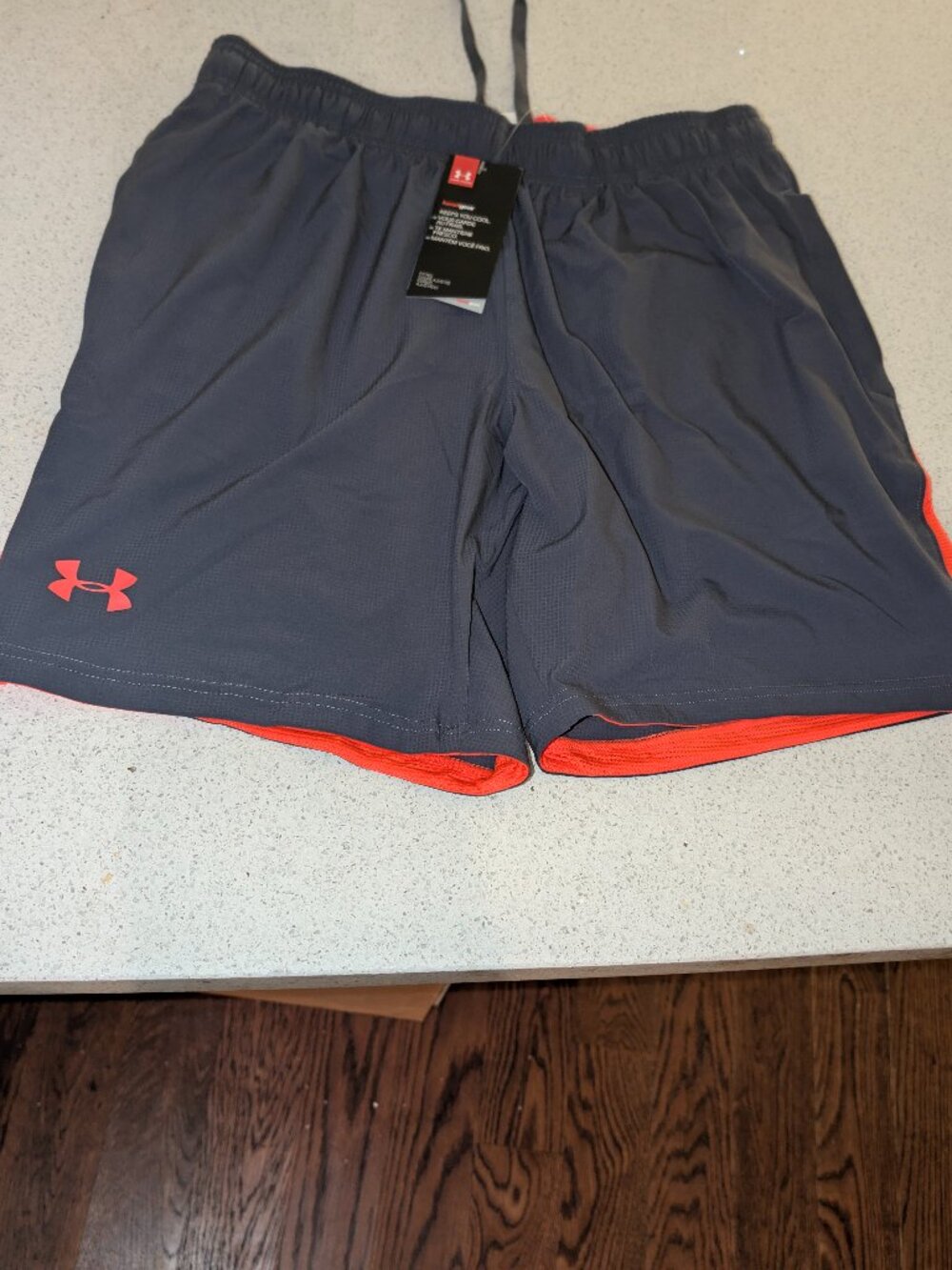 NEW w/Tags Under Armour Men's 2-in-1 HeatGear Athletic Shorts w/Drawstring